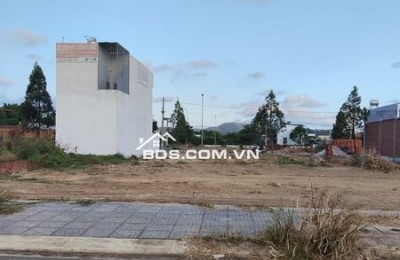Cần tiền bán gắp 100m2 giá 950tr